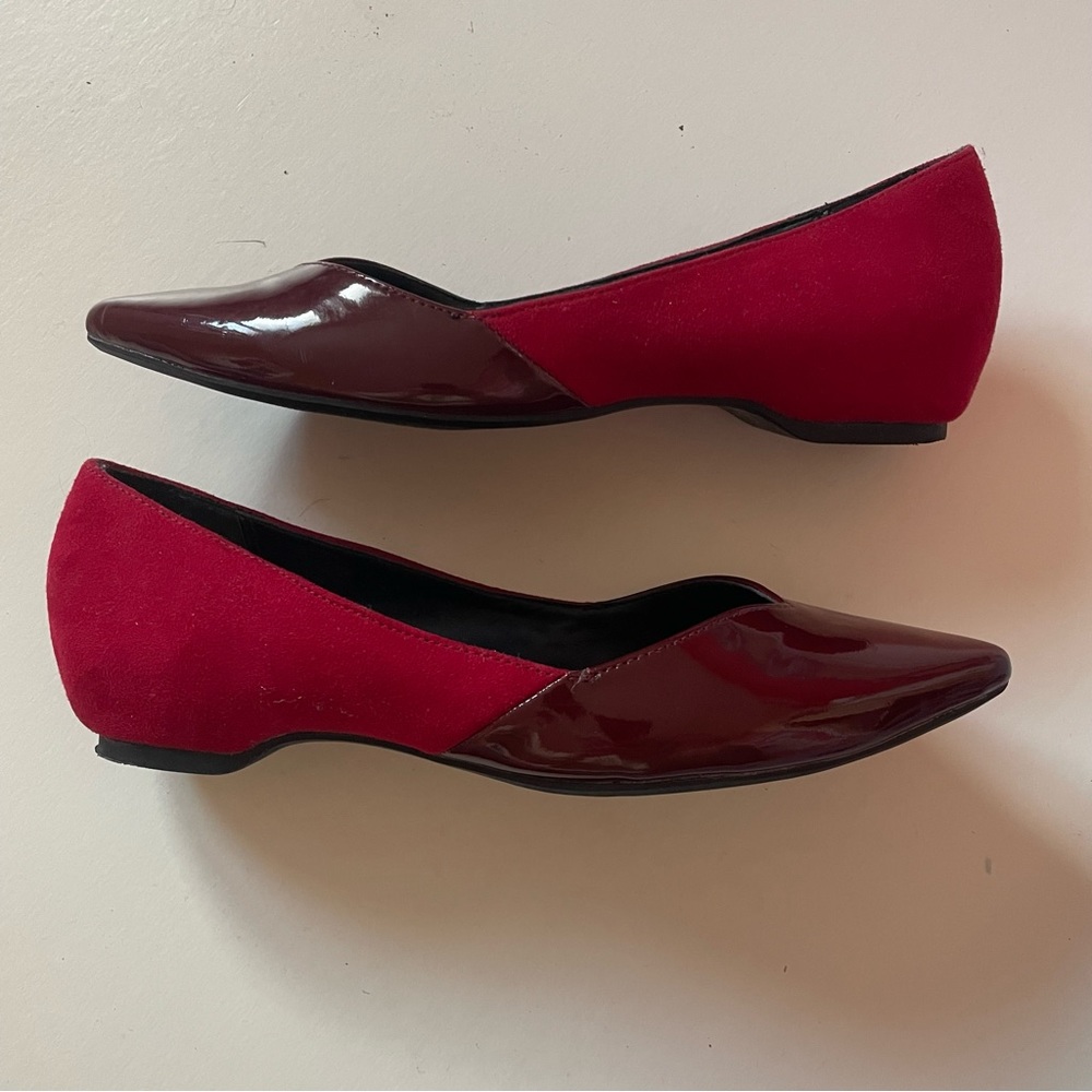 ALDO | 7.5 | Red Burgundy Point Toe Flats | Suede Patent